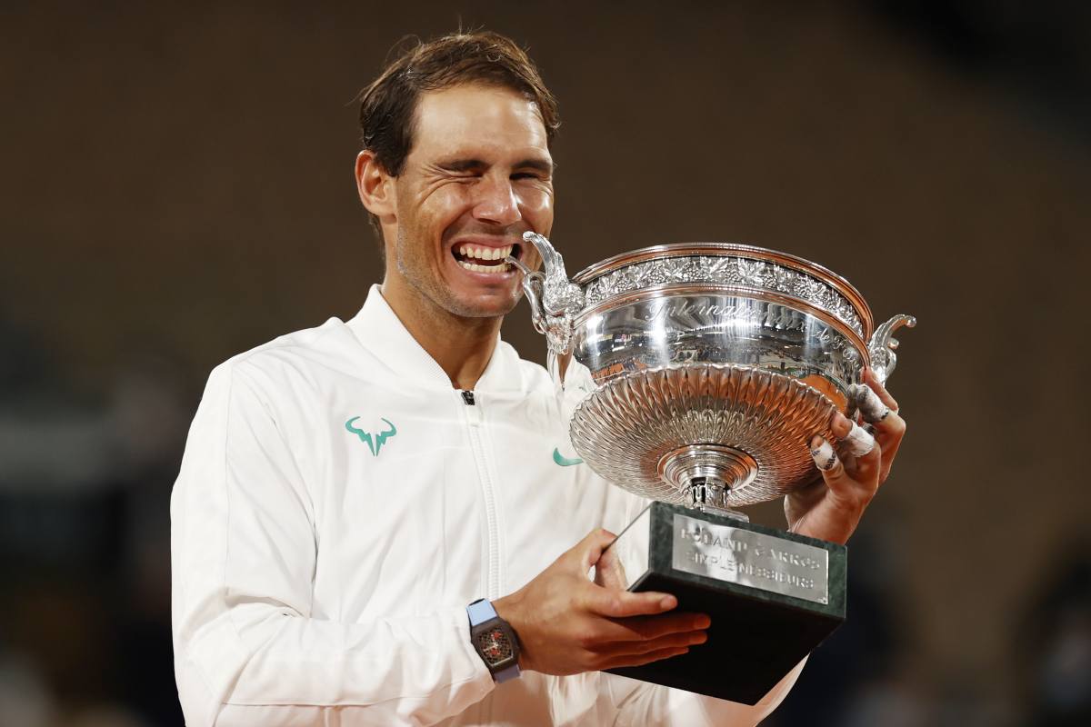 Nadal arrolla a Djokovic y agiganta su leyenda en Roland Garros