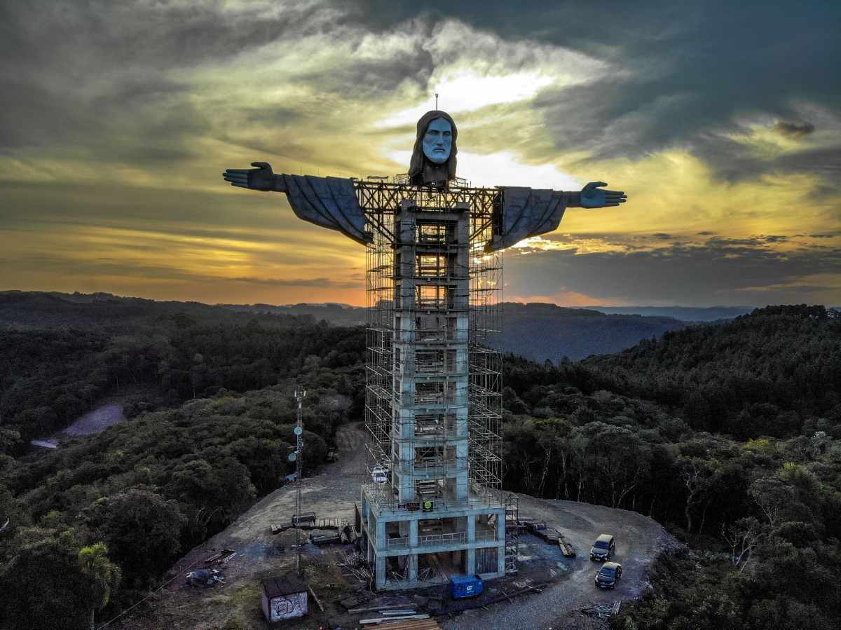 ‘Cristo Protector’, la nueva estatua en Brasil que supera al Redentor de Río
