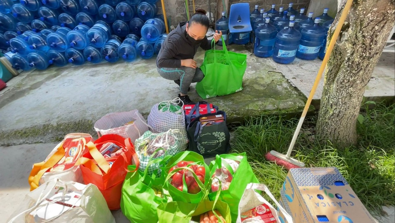 OTORGA XOCHIMILCO PAQUETES ALIMENTARIOS A INFANTES