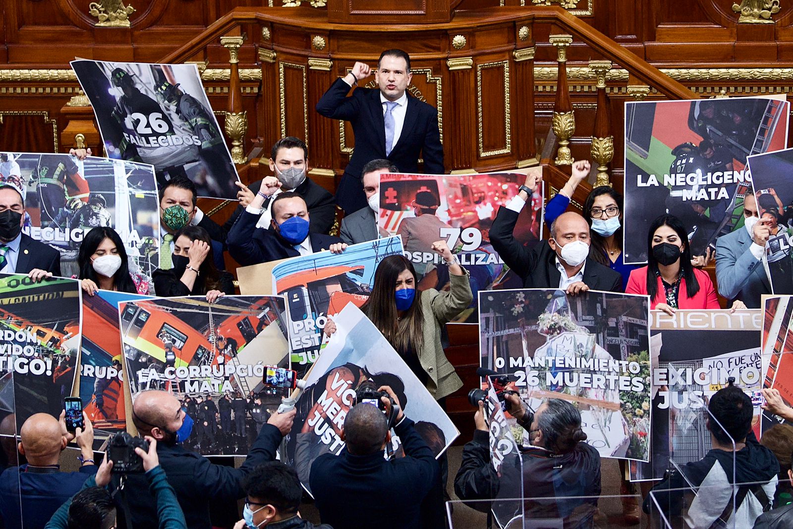 El Metro, en la antesala de la quiebra: acusan panistas