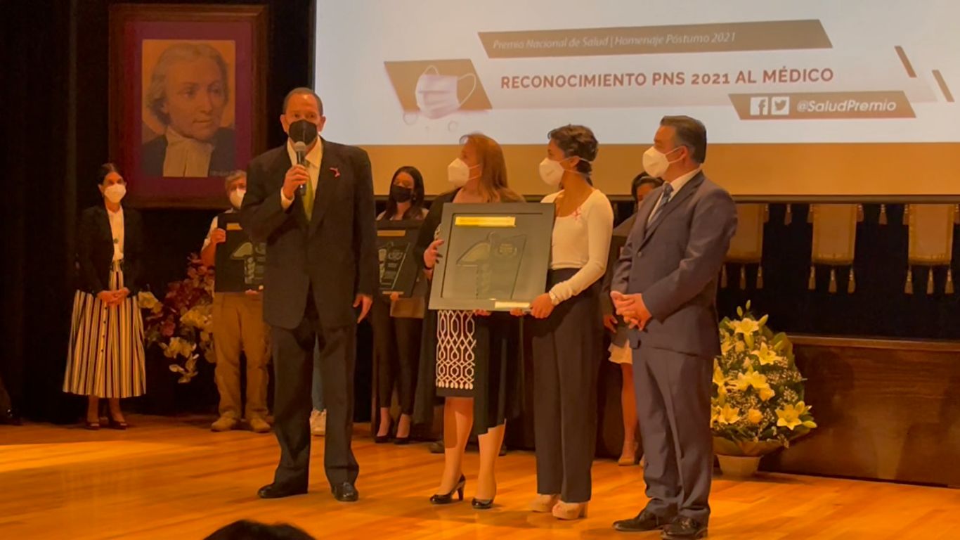 Emotivo reconocimiento homenaje realizó el PNS a los Héroes de la Salud